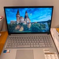 Asus vivobook 15 come nuovo