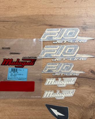 Adesivi f10