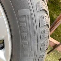 PNEUMATICI 185/60-15 M+S CON CERCHI VOLKSWAGEN