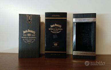 3 contenitori Jack Daniel's Whisky