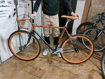 Bici da corsa ,single speed,ruote gravel 28