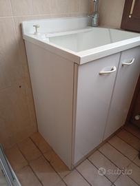 LAVATOIO MONTEGRAPPA 