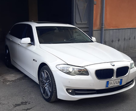 Auto BMW bianca