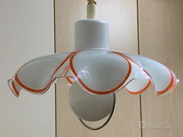 Lampadario tondeggiante anni 70 da cucina vintage