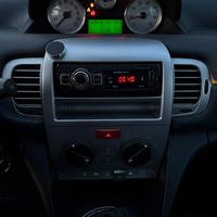 Lancia y