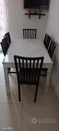 Tavolo con 6 Sedie