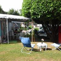 Caravan 4 posti con veranda arredata