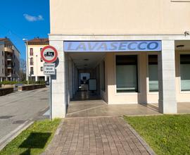 Negozio in Piazza a Spresiano