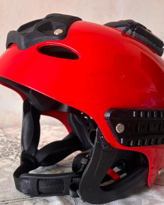 Casco omologato Sport Acquatici