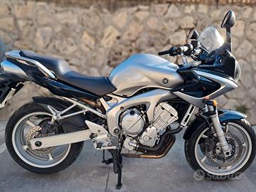 Yamaha FZ6 Fazer - 2004