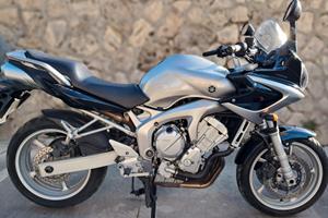Yamaha FZ6 Fazer - 2004