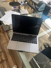 MacBook Pro 13” 2016 i5 / 16GB / 500GB SSD