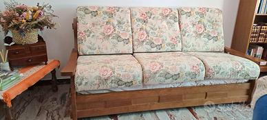 Divano letto a tre posti 