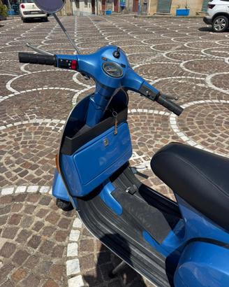 Vespa PX 125 E