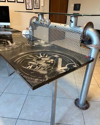 scrivania in Stile industrial