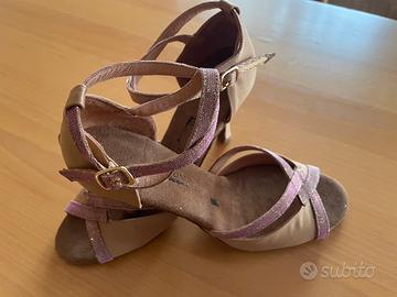 Scarpe da ballo caraibico