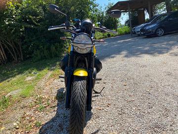 MOTO GUZZI V7 STONE 2023