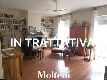 Appartamento di 130 m² con 3 locali e box auto a M