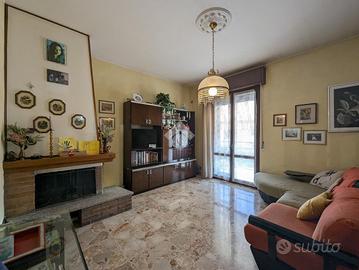4 LOCALI A SANT'ILARIO D'ENZA