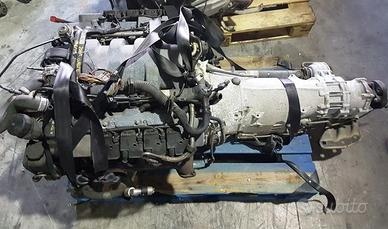 Motore e cambio Mercedes E 500 del 2005