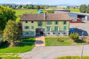 VILLA SINGOLA A CAVRIAGO