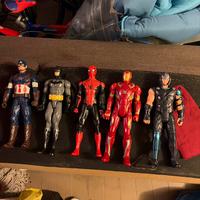 super eroi giocattolo modellissimo