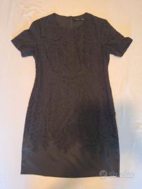 Abito longuette nero a maniche corte