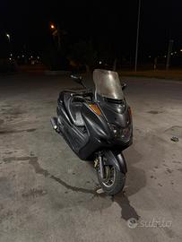 Yamaha masjesty 250cc