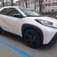 Toyota  aygo  X  active 