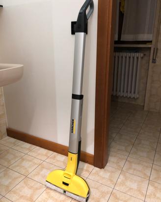 Lavapavimenti a rullo Karcher FC3