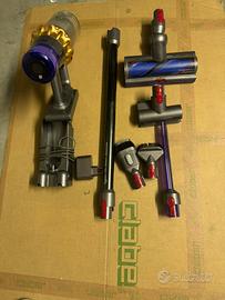 Dyson V15
