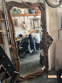 Specchio antico in legno