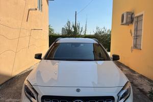 Mercedes-benz GLA 200 d Automatic Premium