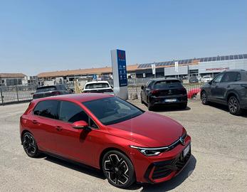 Volkswagen Golf 1.5 etsi R-Line Plus DSG/PRONTA/NO