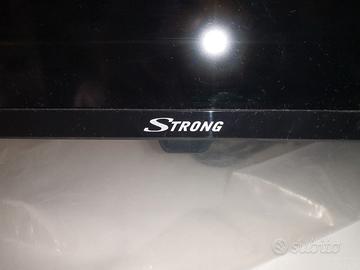 Smart TV 50 pollici strong