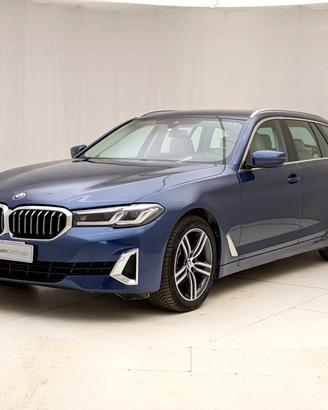 BMW Serie 5 (G30/G31) - 520d 48V xDrive Touring