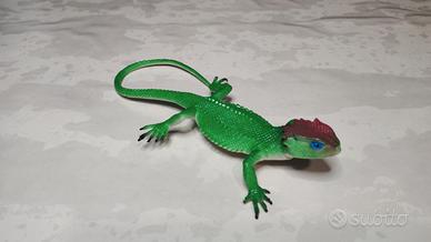 Dinosauro giocattolo lucertola