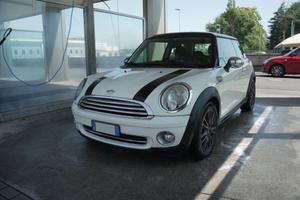 Mini Cooper 1.6 2010 benzina da 120 CV