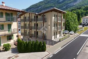2 LOCALI A CAVEDAGO