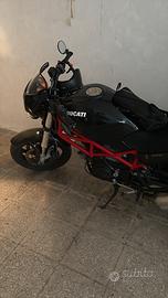 Ducati monster 695