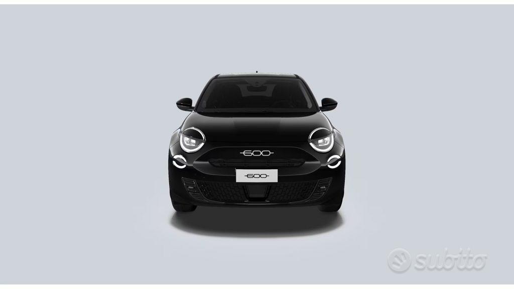 Subito - Bellentani Mauro - FIAT 600 Hybrid 110 CV DCT MHEV Icon - Auto ...