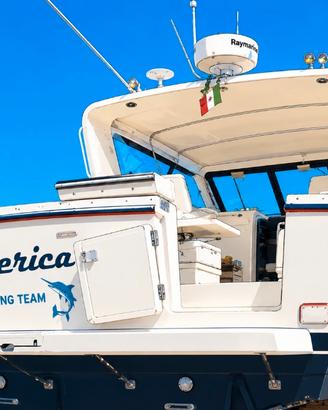 Tiara 37