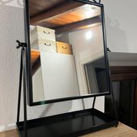 Specchio da tavolo con portagioie