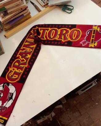 sciarpa forza toro grande cuore granata. Misura cm