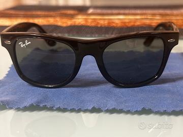 Ray-Ban wayfarer bambino occhiali da sole