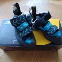 La Sportiva Miura vs woman