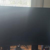 monitor 32" nuovo di zecca 