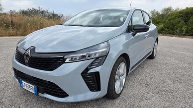 Renault clio evolution 1.6 hybrid 145 cv