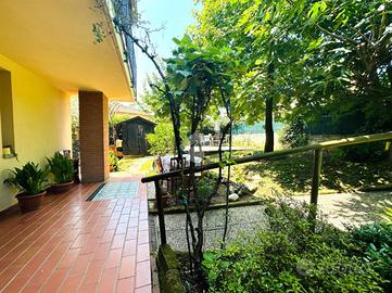 VILLA A SCHIERA D'ANGOLO A MISSAGLIA