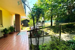 VILLA A SCHIERA D'ANGOLO A MISSAGLIA